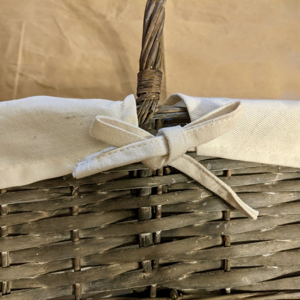 Lined NWOT Divided Wicker Organizer Basket (Grey) - Picture 8 of 15